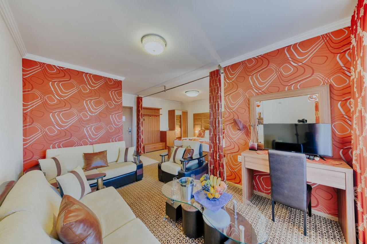 Hotel Lion Ulcinj Eksteriør bilde