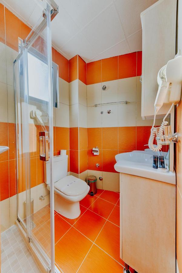Hotel Lion Ulcinj Eksteriør bilde
